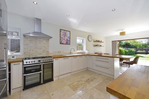 Photo 27- click for photo gallery